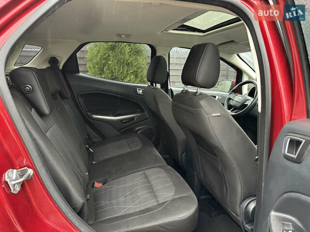 Красный Форд Экоспорт, объемом двигателя 1 л и пробегом 154 тыс. км за 10500 $, фото 16 на Automoto.ua