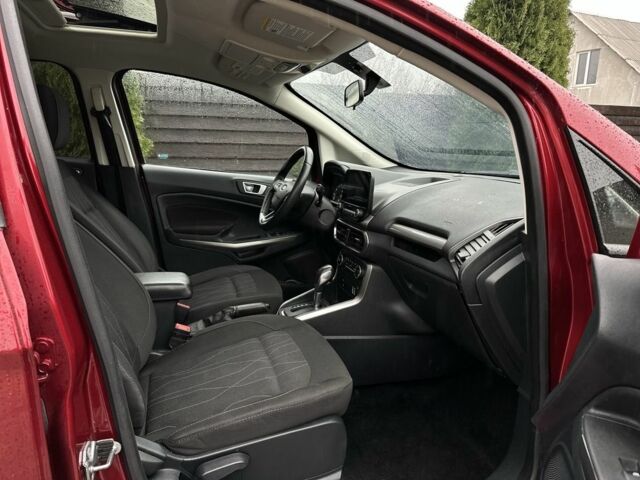 Красный Форд Экоспорт, объемом двигателя 1 л и пробегом 154 тыс. км за 10500 $, фото 5 на Automoto.ua