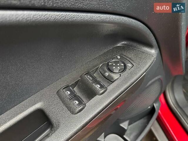 Красный Форд Экоспорт, объемом двигателя 2 л и пробегом 73 тыс. км за 12500 $, фото 29 на Automoto.ua