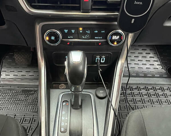 Красный Форд Экоспорт, объемом двигателя 2 л и пробегом 63 тыс. км за 12400 $, фото 7 на Automoto.ua