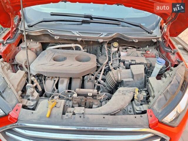 Красный Форд Экоспорт, объемом двигателя 2 л и пробегом 44 тыс. км за 12000 $, фото 7 на Automoto.ua