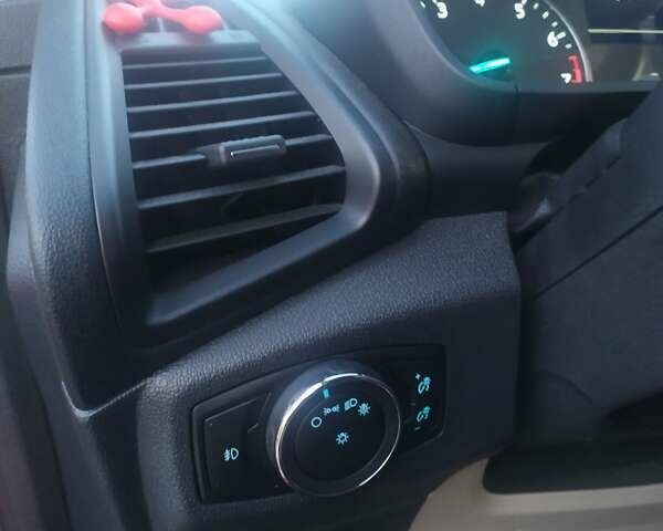 Красный Форд Экоспорт, объемом двигателя 2 л и пробегом 57 тыс. км за 16999 $, фото 17 на Automoto.ua