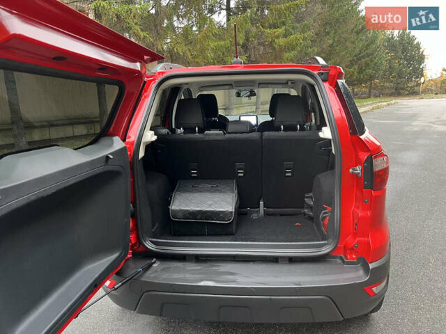 Красный Форд Экоспорт, объемом двигателя 2 л и пробегом 63 тыс. км за 12400 $, фото 5 на Automoto.ua