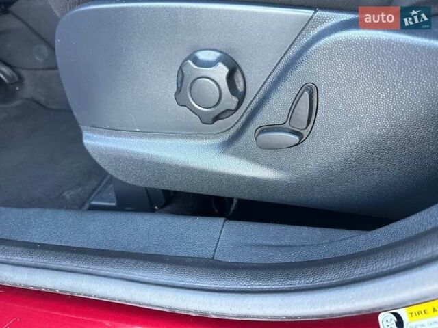 Форд Экоспорт 2019 в Ивано-Франковске на Automoto.ua Красный Форд Экоспорт, объемом двигателя 2 л и пробегом 31 тыс. км за 11995 $, фото 22 на Automoto.ua