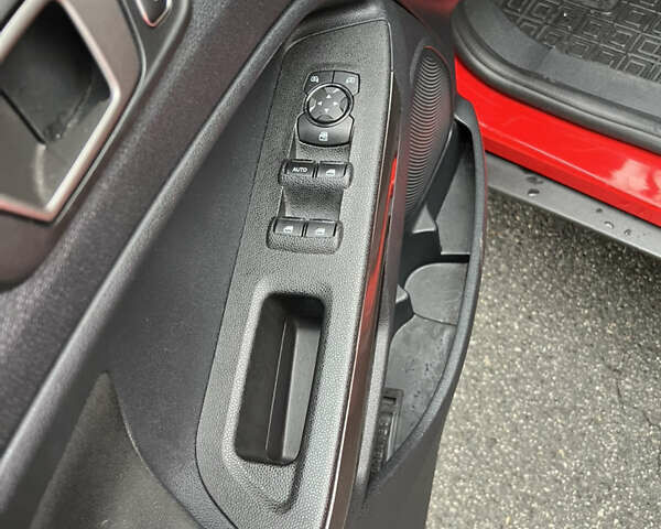 Красный Форд Экоспорт, объемом двигателя 2 л и пробегом 63 тыс. км за 12400 $, фото 12 на Automoto.ua