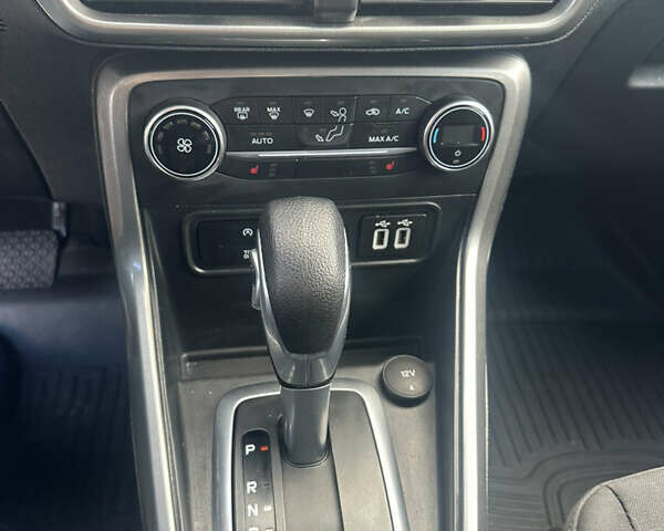 Форд Экоспорт 2020 в Киеве на Automoto.ua Красный Форд Экоспорт, объемом двигателя 2 л и пробегом 20 тыс. км за 13900 $, фото 24 на Automoto.ua