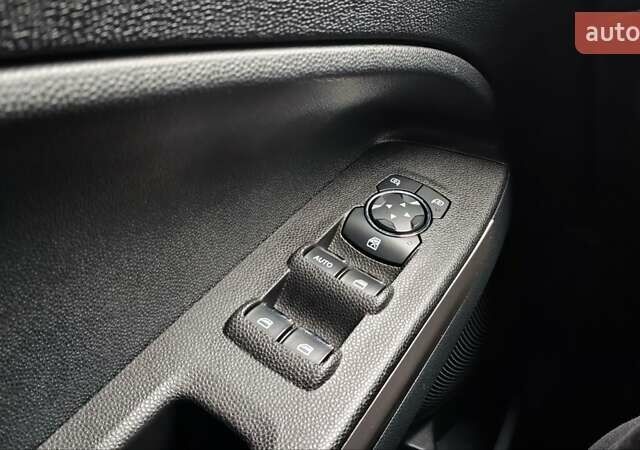 Красный Форд Экоспорт, объемом двигателя 2 л и пробегом 108 тыс. км за 12000 $, фото 63 на Automoto.ua