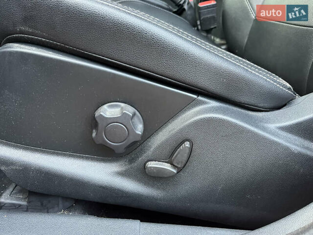 Красный Форд Экоспорт, объемом двигателя 2 л и пробегом 108 тыс. км за 9700 $, фото 11 на Automoto.ua