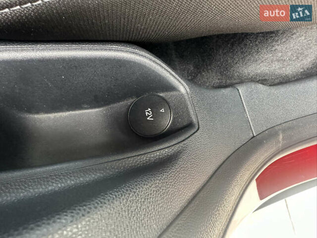 Форд Экоспорт 2020 в Киеве на Automoto.ua Красный Форд Экоспорт, объемом двигателя 2 л и пробегом 20 тыс. км за 13900 $, фото 13 на Automoto.ua