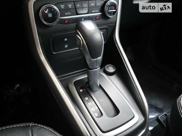 Красный Форд Экоспорт, объемом двигателя 2 л и пробегом 19 тыс. км за 2400 $, фото 12 на Automoto.ua