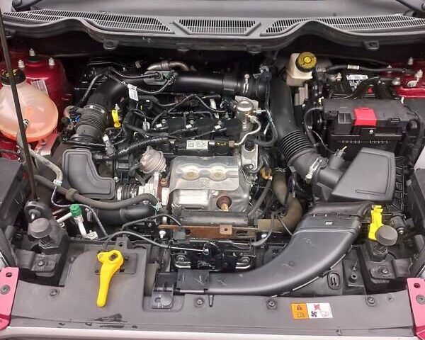 Красный Форд Экоспорт, объемом двигателя 1 л и пробегом 149 тыс. км за 10400 $, фото 13 на Automoto.ua