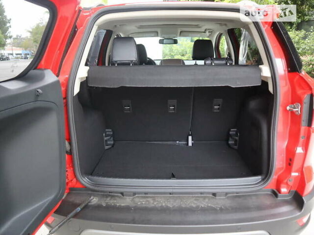 Красный Форд Экоспорт, объемом двигателя 2 л и пробегом 19 тыс. км за 2400 $, фото 21 на Automoto.ua