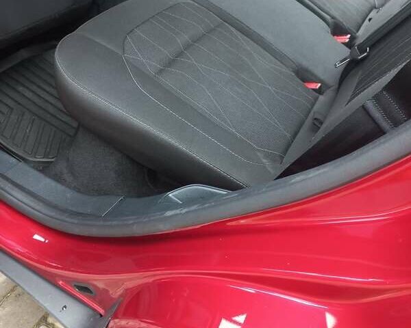 Красный Форд Экоспорт, объемом двигателя 1 л и пробегом 149 тыс. км за 10400 $, фото 27 на Automoto.ua