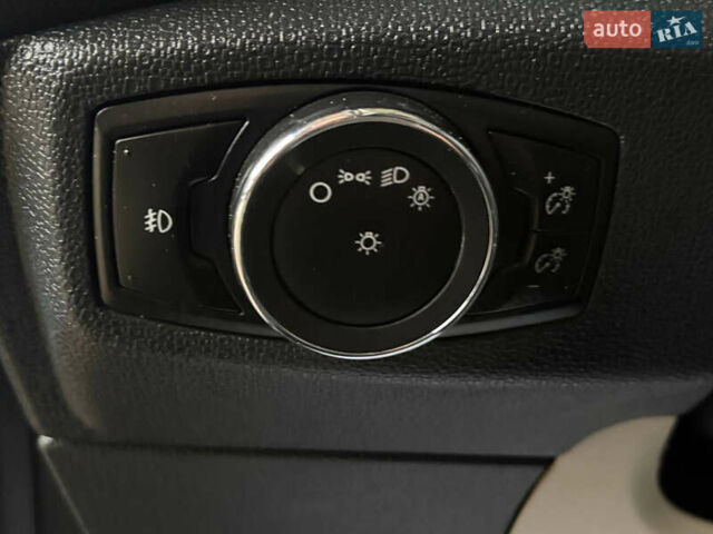 Форд Экоспорт, объемом двигателя 0 л и пробегом 112 тыс. км за 12900 $, фото 11 на Automoto.ua