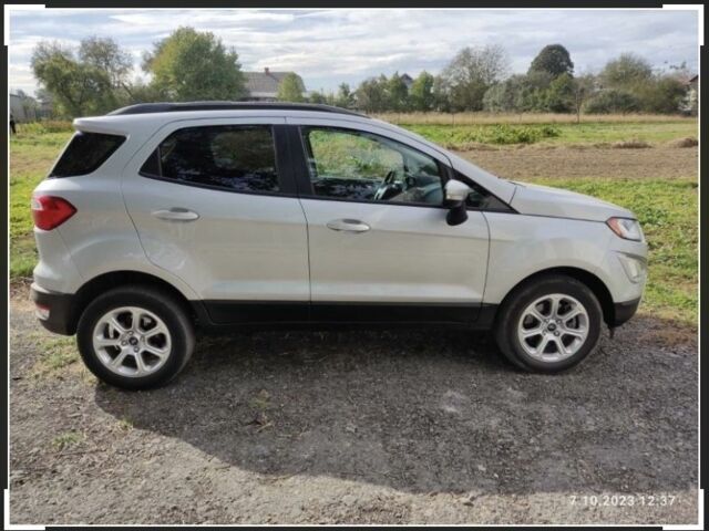 Серый Форд Экоспорт, объемом двигателя 2 л и пробегом 73 тыс. км за 11000 $, фото 4 на Automoto.ua