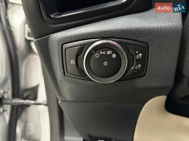 Серый Форд Экоспорт, объемом двигателя 2 л и пробегом 45 тыс. км за 13990 $, фото 20 на Automoto.ua