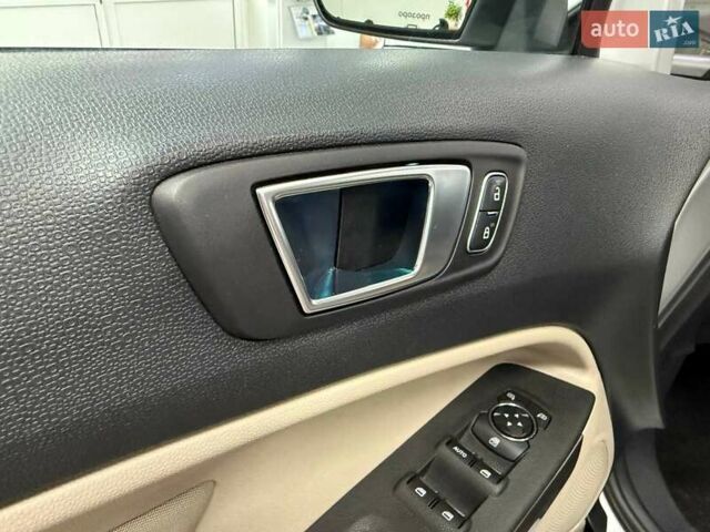 Серый Форд Экоспорт, объемом двигателя 2 л и пробегом 47 тыс. км за 13490 $, фото 17 на Automoto.ua