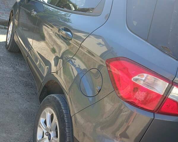 Серый Форд Экоспорт, объемом двигателя 2 л и пробегом 116 тыс. км за 9999 $, фото 4 на Automoto.ua