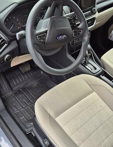 Серый Форд Экоспорт, объемом двигателя 2 л и пробегом 142 тыс. км за 11500 $, фото 3 на Automoto.ua