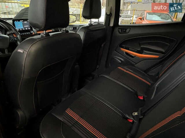 Серый Форд Экоспорт, объемом двигателя 2 л и пробегом 129 тыс. км за 12500 $, фото 17 на Automoto.ua