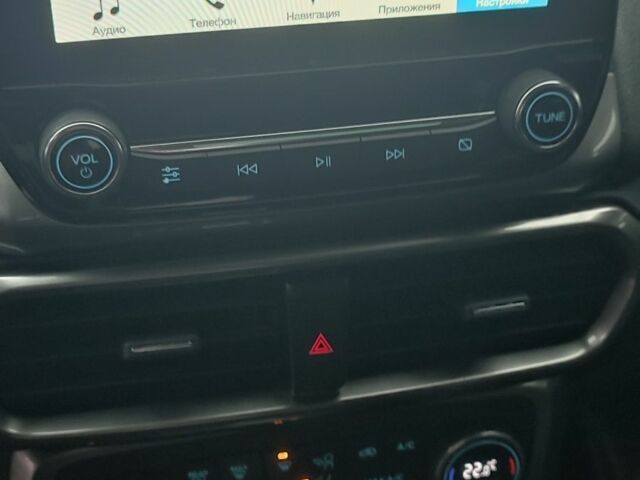 Серый Форд Экоспорт, объемом двигателя 2 л и пробегом 97 тыс. км за 12400 $, фото 5 на Automoto.ua