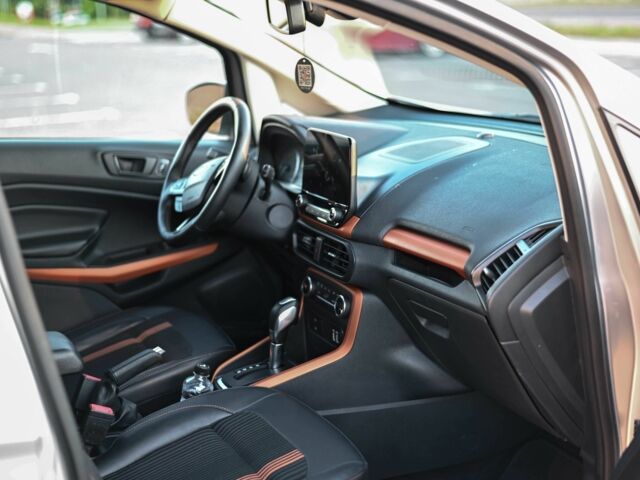 Серый Форд Экоспорт, объемом двигателя 2 л и пробегом 154 тыс. км за 11100 $, фото 16 на Automoto.ua