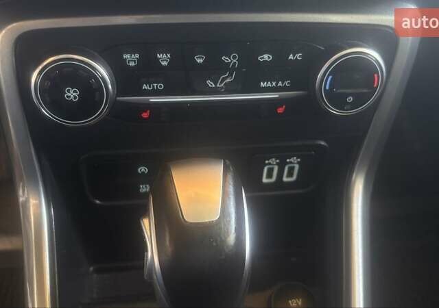 Серый Форд Экоспорт, объемом двигателя 2 л и пробегом 82 тыс. км за 11500 $, фото 2 на Automoto.ua