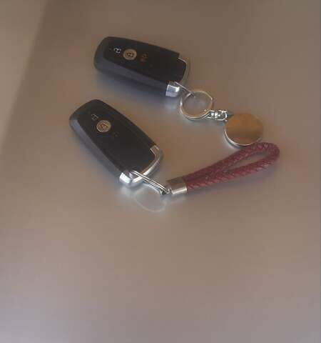 Серый Форд Экоспорт, объемом двигателя 2 л и пробегом 82 тыс. км за 11500 $, фото 6 на Automoto.ua