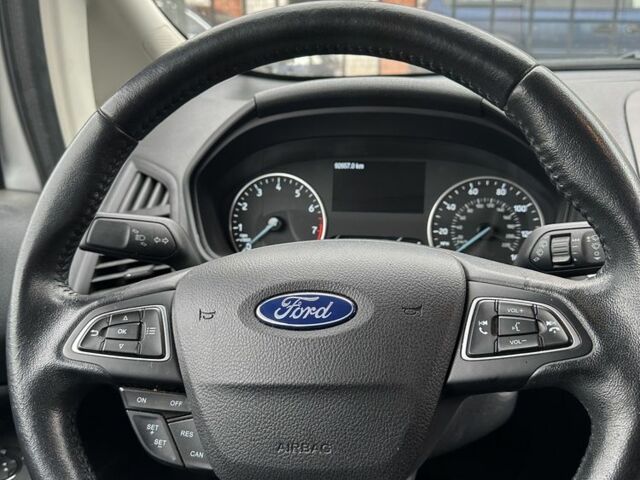 Серый Форд Экоспорт, объемом двигателя 1 л и пробегом 96 тыс. км за 12000 $, фото 4 на Automoto.ua