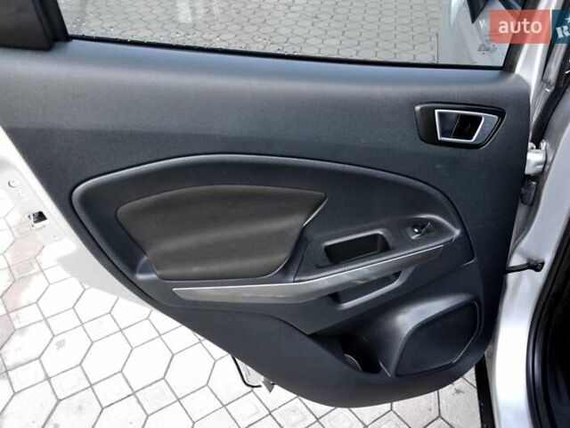 Серый Форд Экоспорт, объемом двигателя 2 л и пробегом 115 тыс. км за 10400 $, фото 19 на Automoto.ua