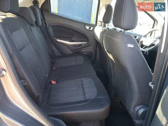 Серый Форд Экоспорт, объемом двигателя 2 л и пробегом 114 тыс. км за 2400 $, фото 10 на Automoto.ua