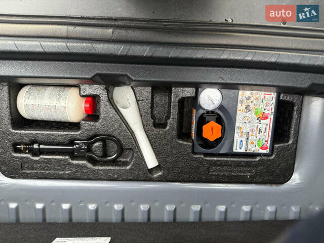 Серый Форд Экоспорт, объемом двигателя 1 л и пробегом 140 тыс. км за 12500 $, фото 8 на Automoto.ua