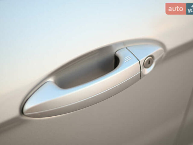 Серый Форд Экоспорт, объемом двигателя 2 л и пробегом 154 тыс. км за 11300 $, фото 9 на Automoto.ua