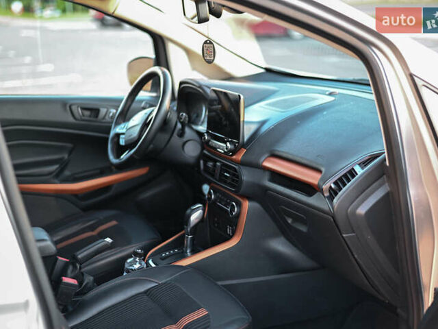 Серый Форд Экоспорт, объемом двигателя 2 л и пробегом 154 тыс. км за 11300 $, фото 16 на Automoto.ua