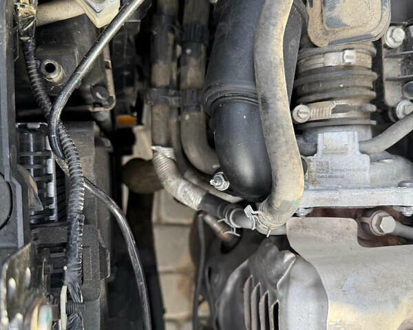 Серый Форд Экоспорт, объемом двигателя 1 л и пробегом 140 тыс. км за 12500 $, фото 19 на Automoto.ua