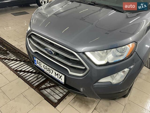 Серый Форд Экоспорт, объемом двигателя 1 л и пробегом 57 тыс. км за 11499 $, фото 3 на Automoto.ua
