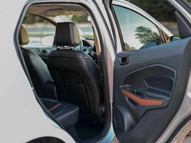 Серый Форд Экоспорт, объемом двигателя 2 л и пробегом 154 тыс. км за 11100 $, фото 12 на Automoto.ua