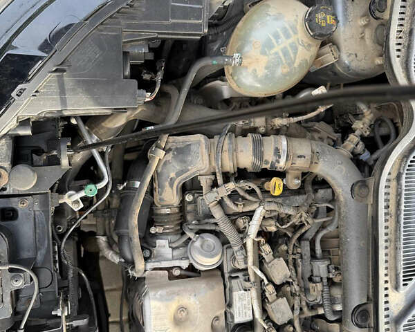 Серый Форд Экоспорт, объемом двигателя 1 л и пробегом 140 тыс. км за 12500 $, фото 17 на Automoto.ua