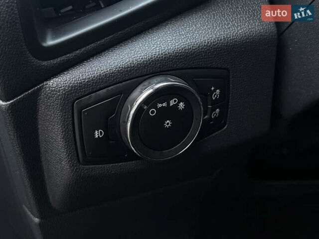 Сірий Форд Екоспорт, об'ємом двигуна 2 л та пробігом 147 тис. км за 11200 $, фото 21 на Automoto.ua