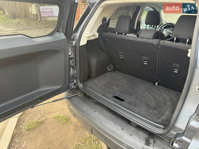 Серый Форд Экоспорт, объемом двигателя 1 л и пробегом 140 тыс. км за 12500 $, фото 5 на Automoto.ua