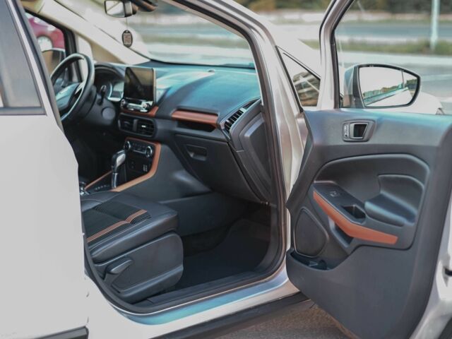 Серый Форд Экоспорт, объемом двигателя 2 л и пробегом 154 тыс. км за 11100 $, фото 15 на Automoto.ua