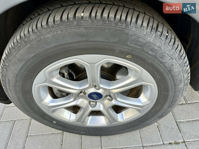 Серый Форд Экоспорт, объемом двигателя 1 л и пробегом 31 тыс. км за 14000 $, фото 29 на Automoto.ua