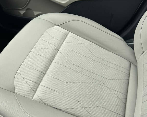 Серый Форд Экоспорт, объемом двигателя 1 л и пробегом 89 тыс. км за 10900 $, фото 18 на Automoto.ua