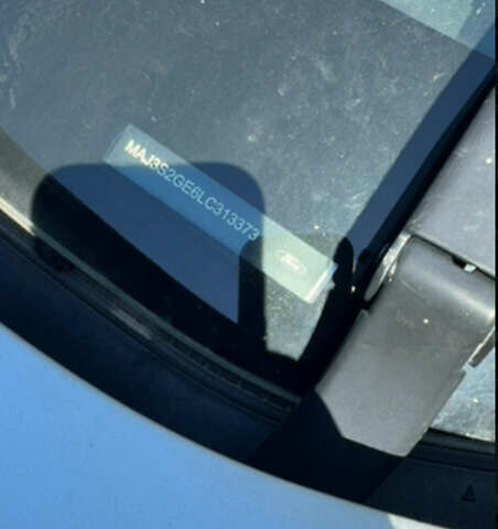 Серый Форд Экоспорт, объемом двигателя 1 л и пробегом 62 тыс. км за 6500 $, фото 14 на Automoto.ua