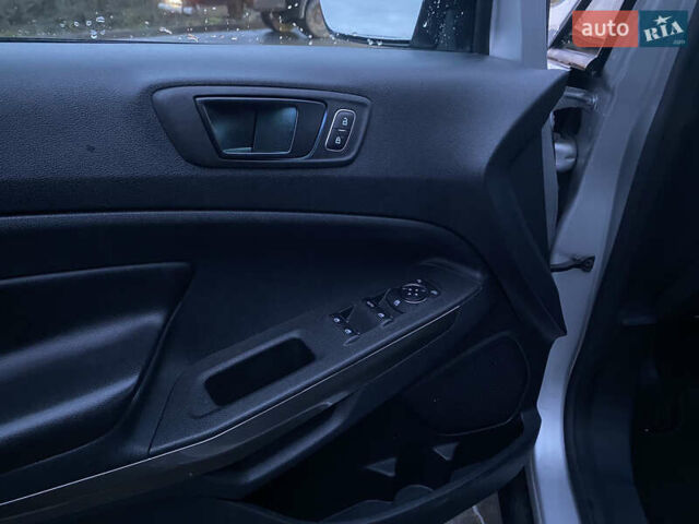 Серый Форд Экоспорт, объемом двигателя 2 л и пробегом 120 тыс. км за 13000 $, фото 21 на Automoto.ua