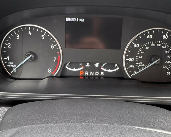 Серый Форд Экоспорт, объемом двигателя 1 л и пробегом 89 тыс. км за 10900 $, фото 14 на Automoto.ua