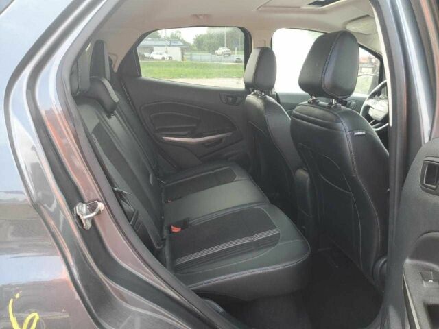 Серый Форд Экоспорт, объемом двигателя 2 л и пробегом 60 тыс. км за 2000 $, фото 9 на Automoto.ua