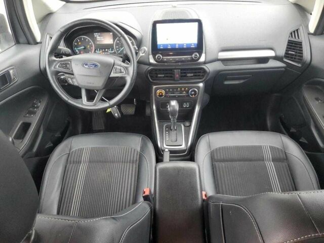 Серый Форд Экоспорт, объемом двигателя 2 л и пробегом 60 тыс. км за 2000 $, фото 7 на Automoto.ua