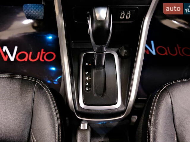 Серый Форд Экоспорт, объемом двигателя 2 л и пробегом 217 тыс. км за 12900 $, фото 16 на Automoto.ua