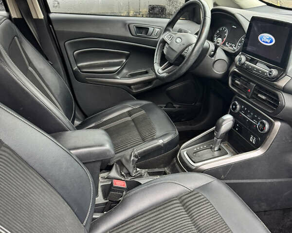 Серый Форд Экоспорт, объемом двигателя 2 л и пробегом 146 тыс. км за 13700 $, фото 13 на Automoto.ua